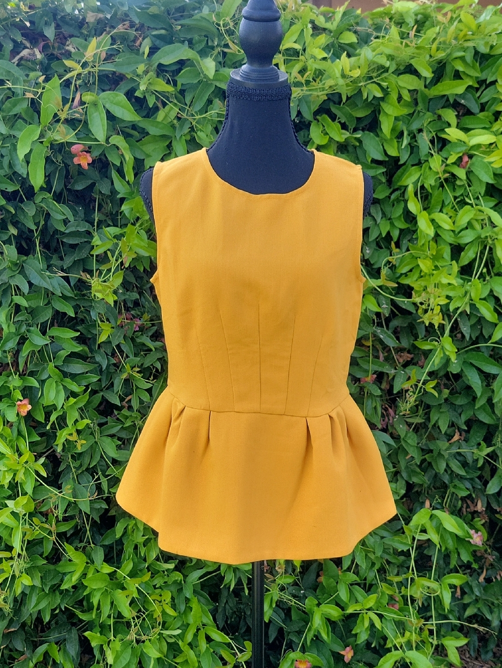 Mustard yellow Pleated Sleeveless Peplum Top 8